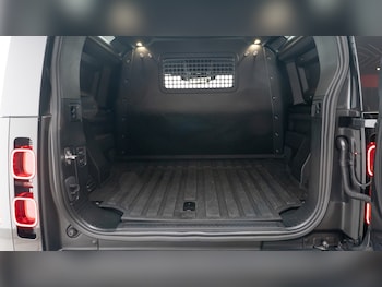 Used Land Rover Defender 2024 for sale - 78512861: Photo