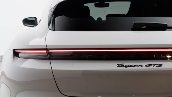 Used Porsche Taycan 2023 for sale - 76203922: Photo 11