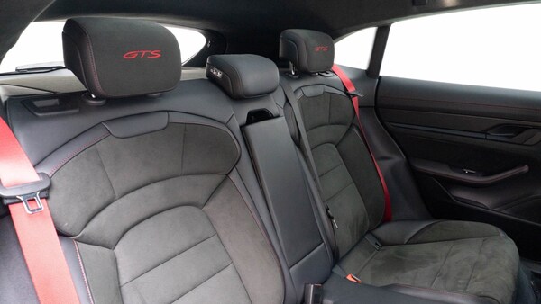 Used Porsche Taycan 2023 for sale - 76203922: Photo 15