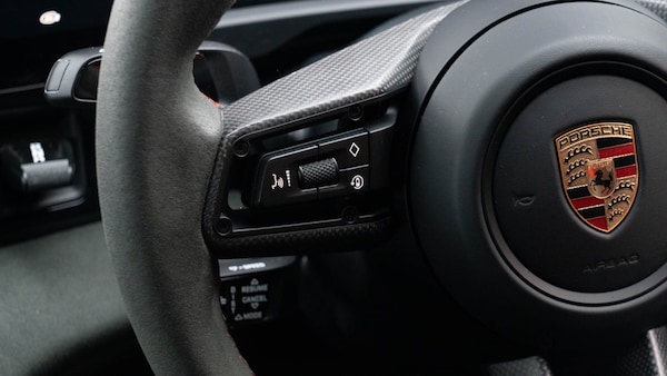 Used Porsche Taycan 2023 for sale - 76203922: Photo 18