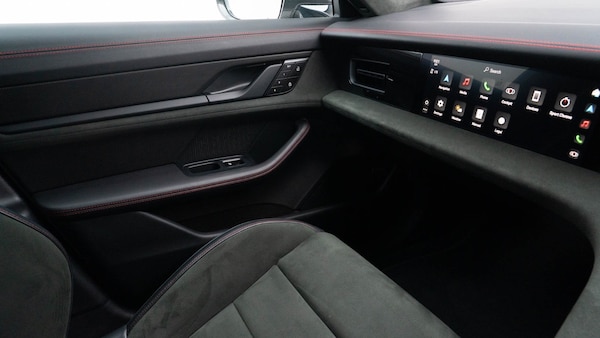 Used Porsche Taycan 2023 for sale - 76203922: Photo 29