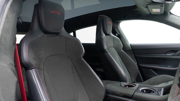 Used Porsche Taycan 2023 for sale - 76203922: Photo 3