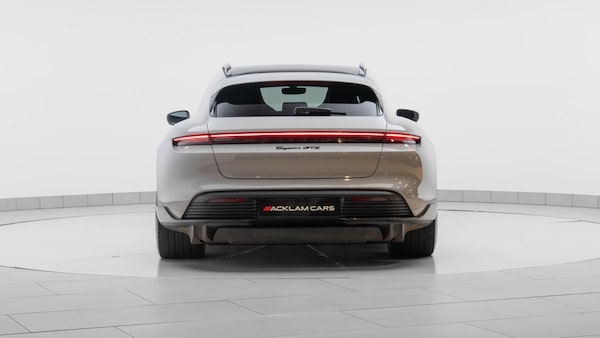 Used Porsche Taycan 2023 for sale - 76203922: Photo 5