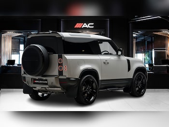 Used Land Rover Defender 2026 for sale - 79407578: Photo