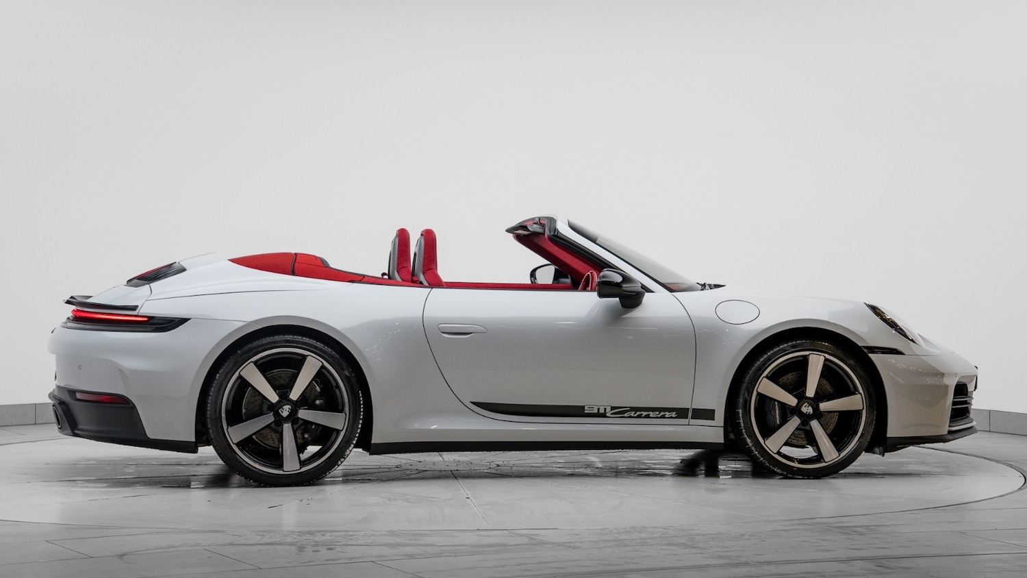 Used Porsche 911 2025 for sale - 76773408: Photo 42