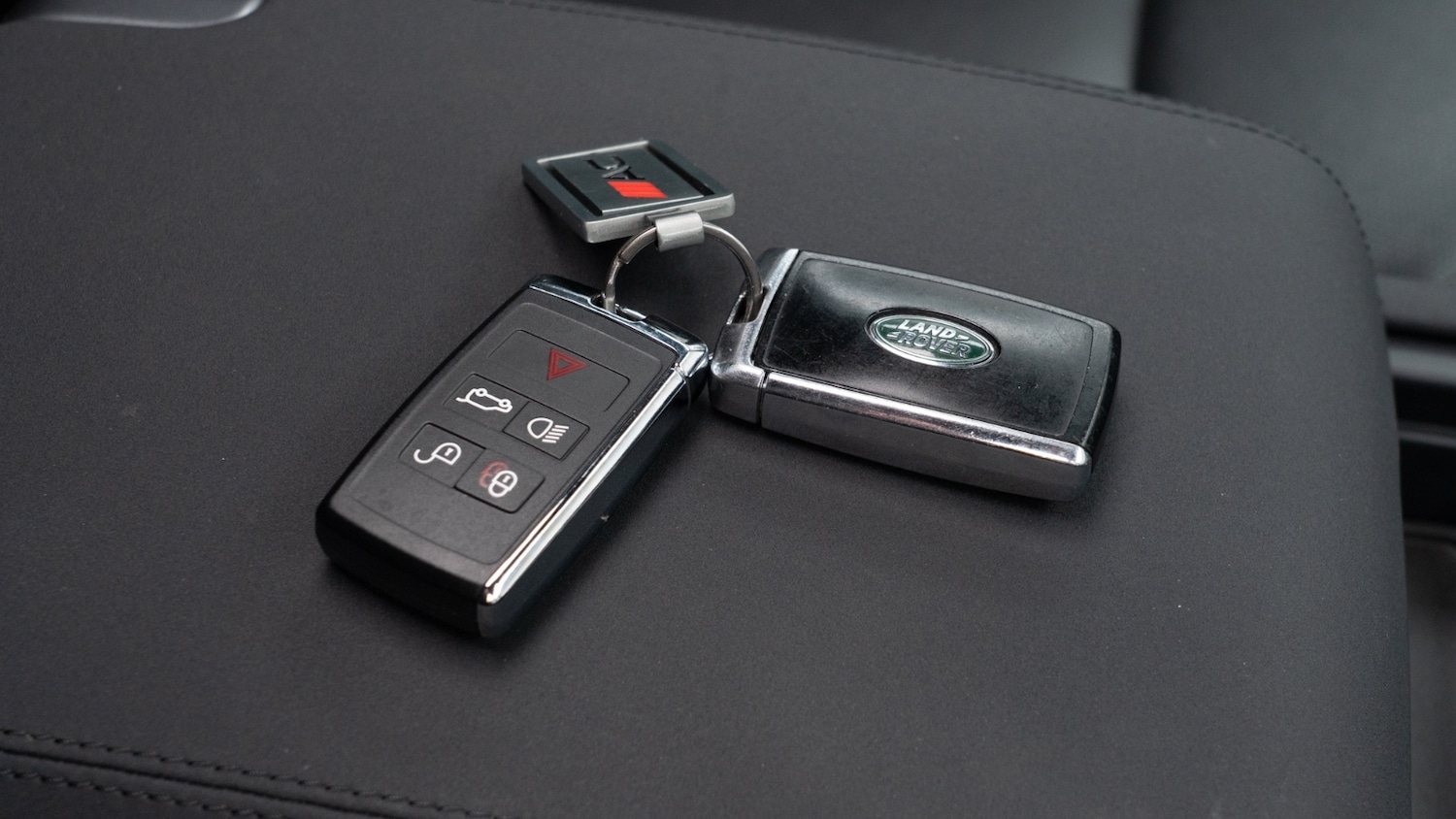 Used Land Rover Defender 2022 for sale - 76640180: Photo 17