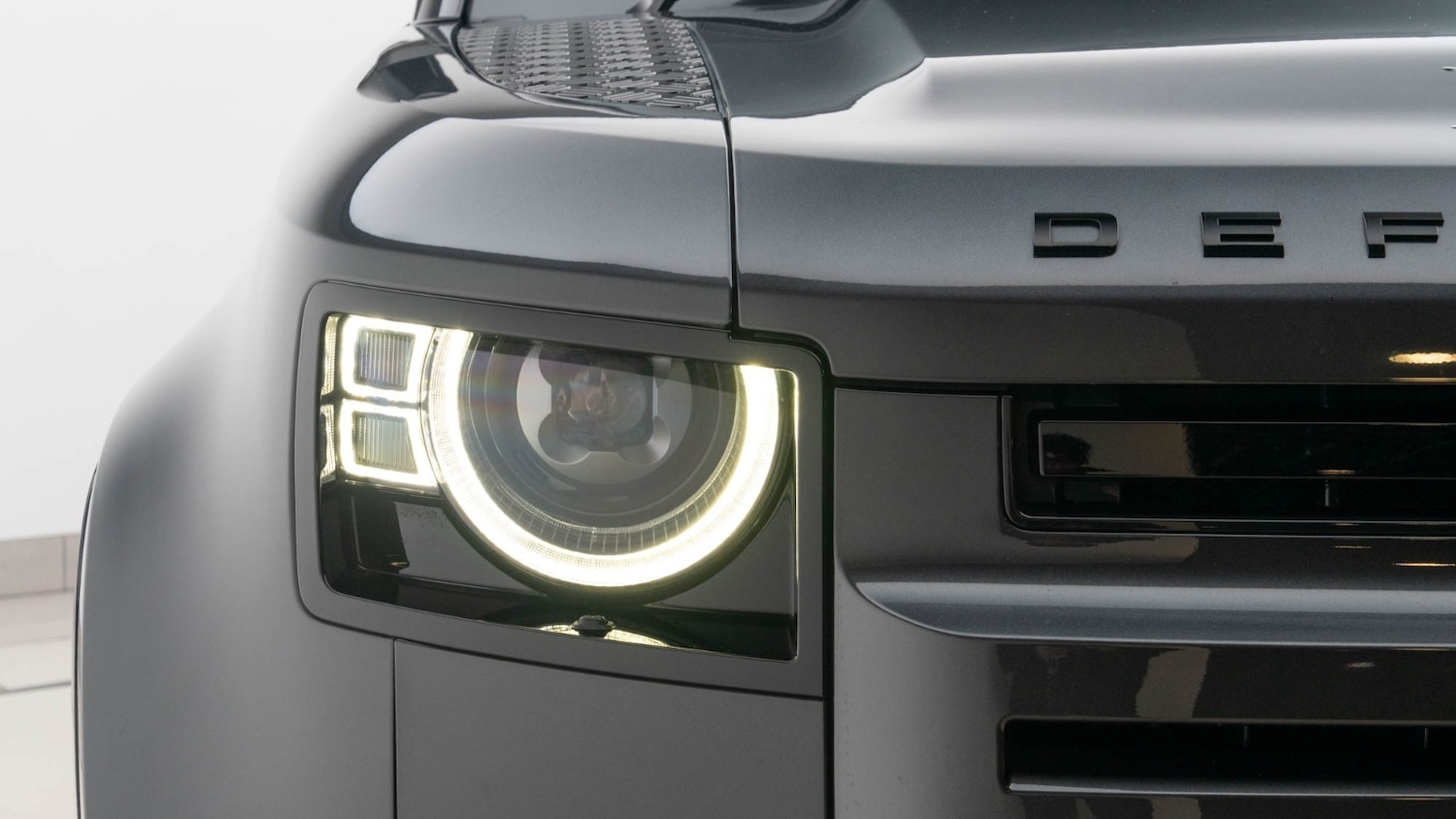 Used Land Rover Defender 2022 for sale - 76640180: Photo 28