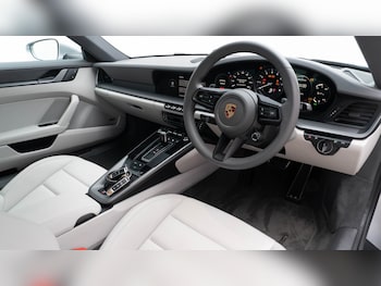 Used Porsche 911 2023 for sale - 76203696: Photo 2