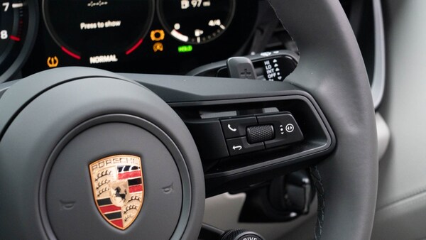 Used Porsche 911 2023 for sale - 76203696: Photo 9