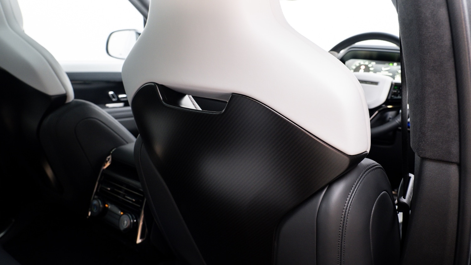 Used Land Rover Range Rover Sport 2024 for sale - 77890002: Photo 10