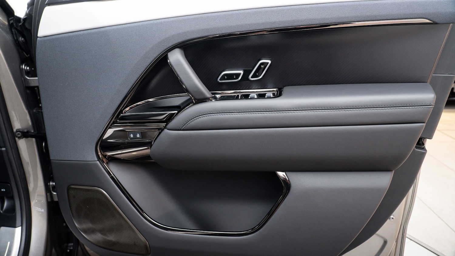 Used Land Rover Range Rover Sport 2024 for sale - 77890002: Photo 34