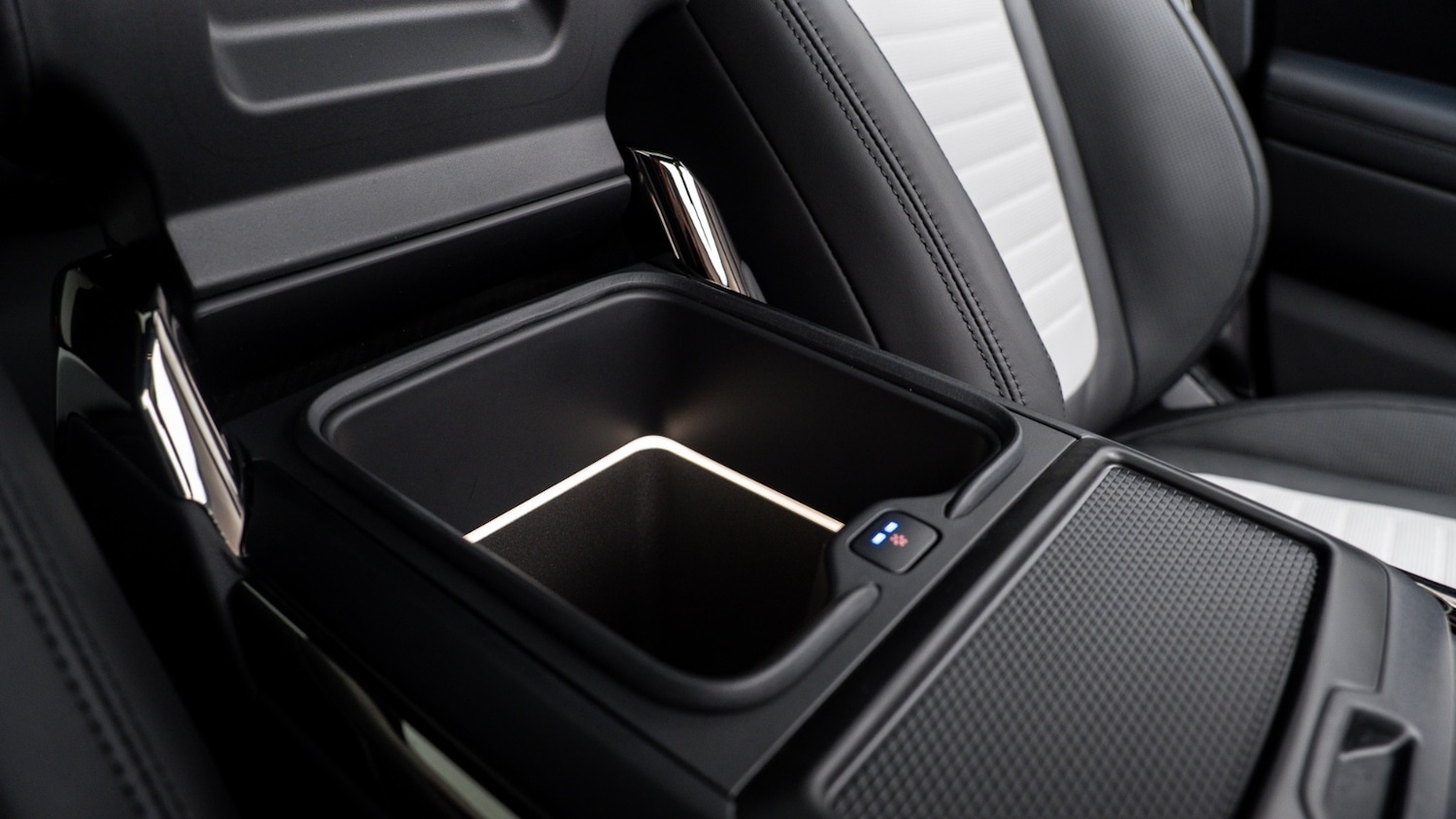 Used Land Rover Range Rover Sport 2024 for sale - 77890002: Photo 42