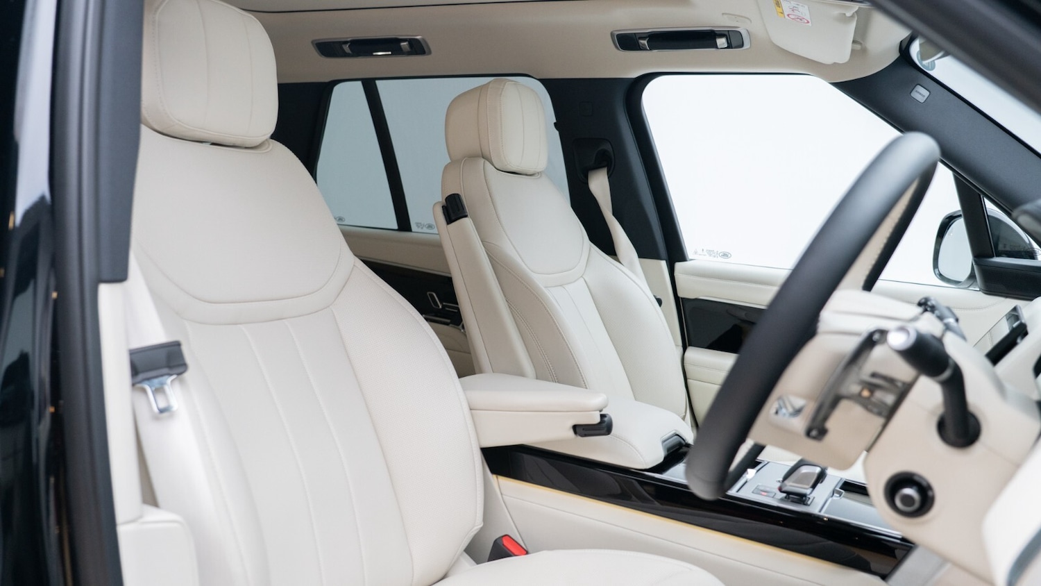 Used Land Rover Range Rover 2025 for sale - 76393655: Photo 3