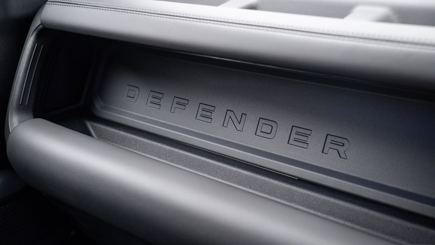 Used Land Rover Defender 2023 for sale - 77803796: Photo 17