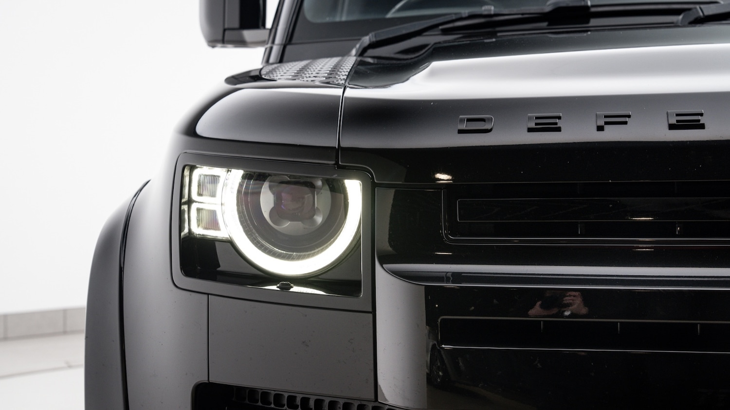 Used Land Rover Defender 2023 for sale - 77803796: Photo 35