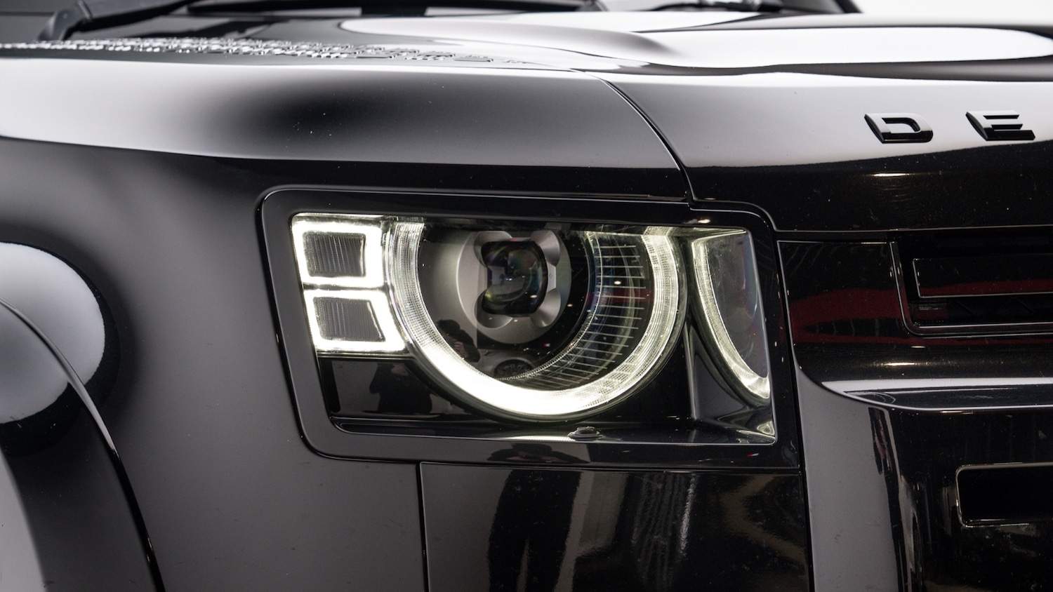 Used Land Rover Defender 2023 for sale - 77803796: Photo 36