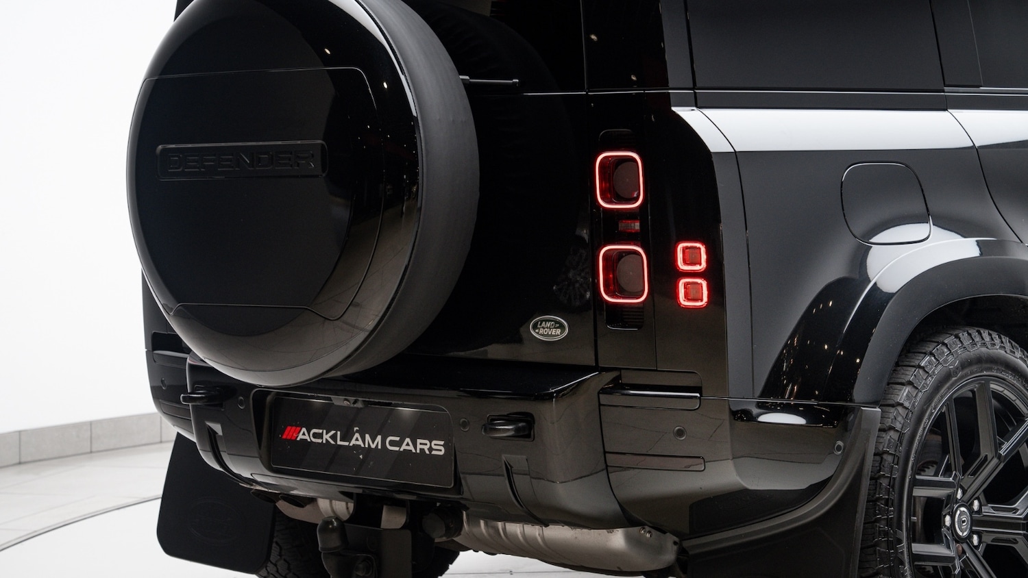 Used Land Rover Defender 2023 for sale - 77803796: Photo 43