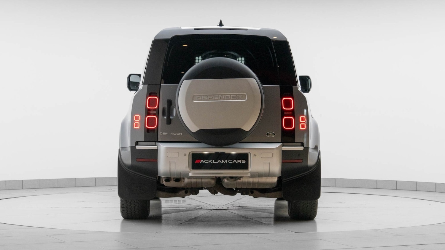 Used Land Rover Defender 2022 for sale - 76384324: Photo 5