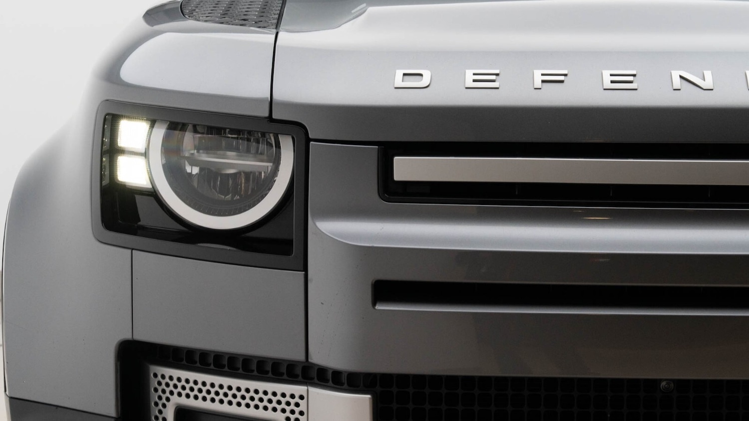 Used Land Rover Defender 2022 for sale - 76384324: Photo 8
