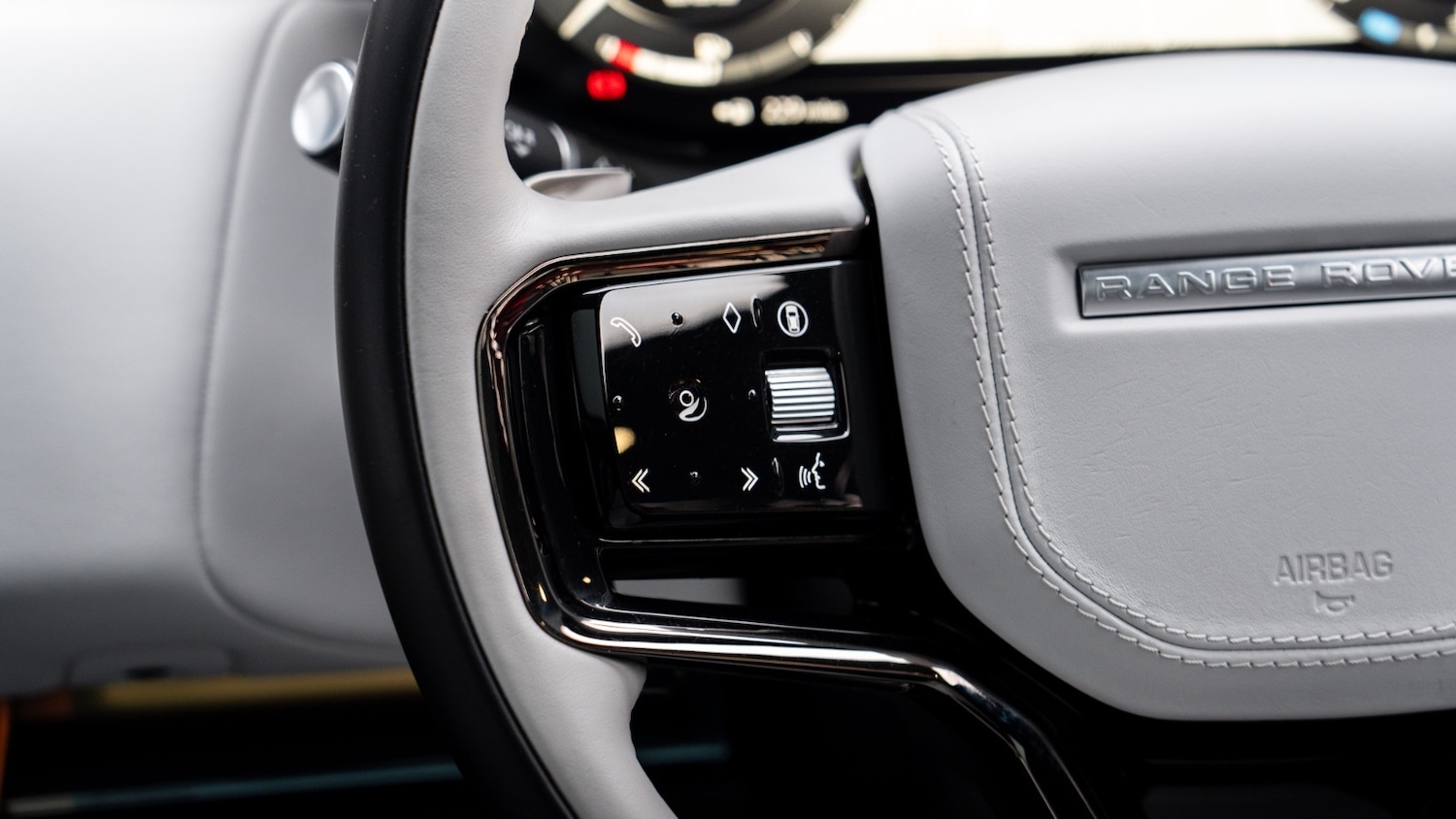 Used Land Rover Range Rover Sport 2024 for sale - 77606868: Photo 13