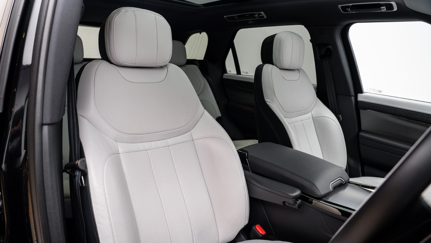 Used Land Rover Range Rover Sport 2024 for sale - 77606868: Photo 3