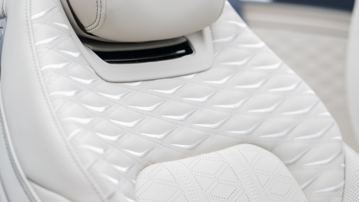 Used Bentley Continental 2025 for sale - 76410546: Photo 17