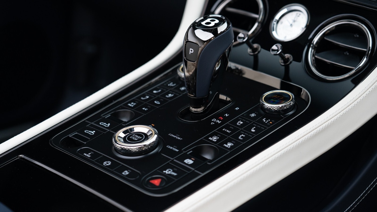 Used Bentley Continental 2025 for sale - 76410546: Photo 19