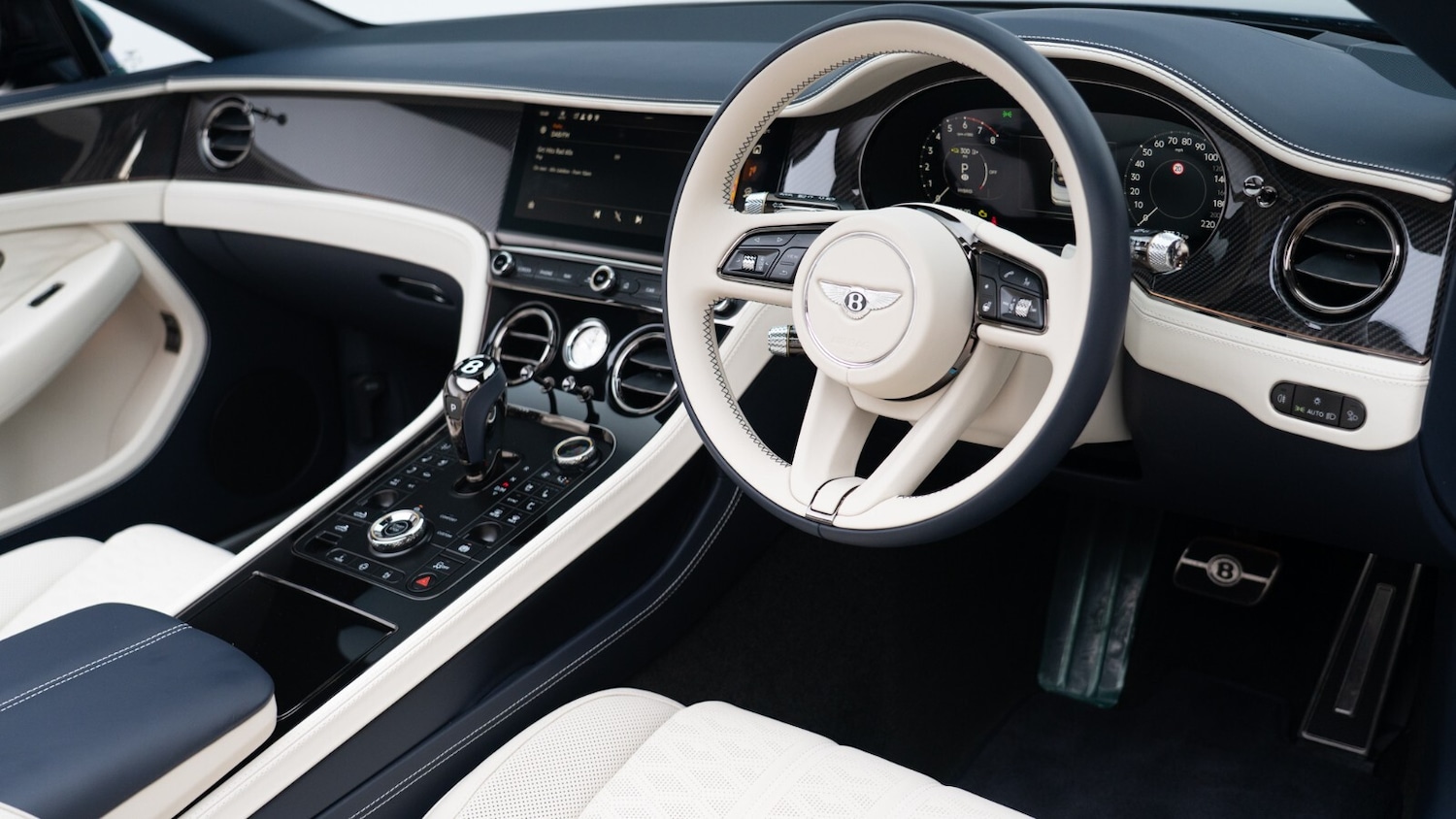 Used Bentley Continental 2025 for sale - 76410546: Photo 4