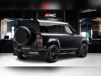 Used Land Rover Defender 2024 for sale - 79404782: Photo