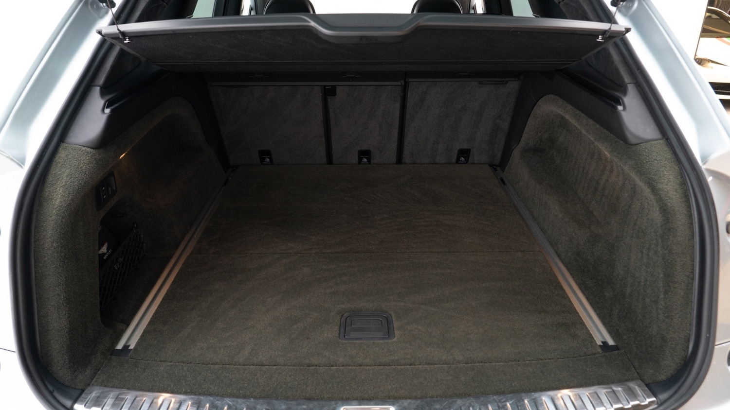 Used Bentley Bentayga 2020 for sale - 76556884: Photo 14