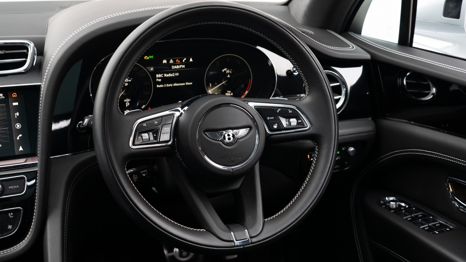 Used Bentley Bentayga 2020 for sale - 76556884: Photo 15