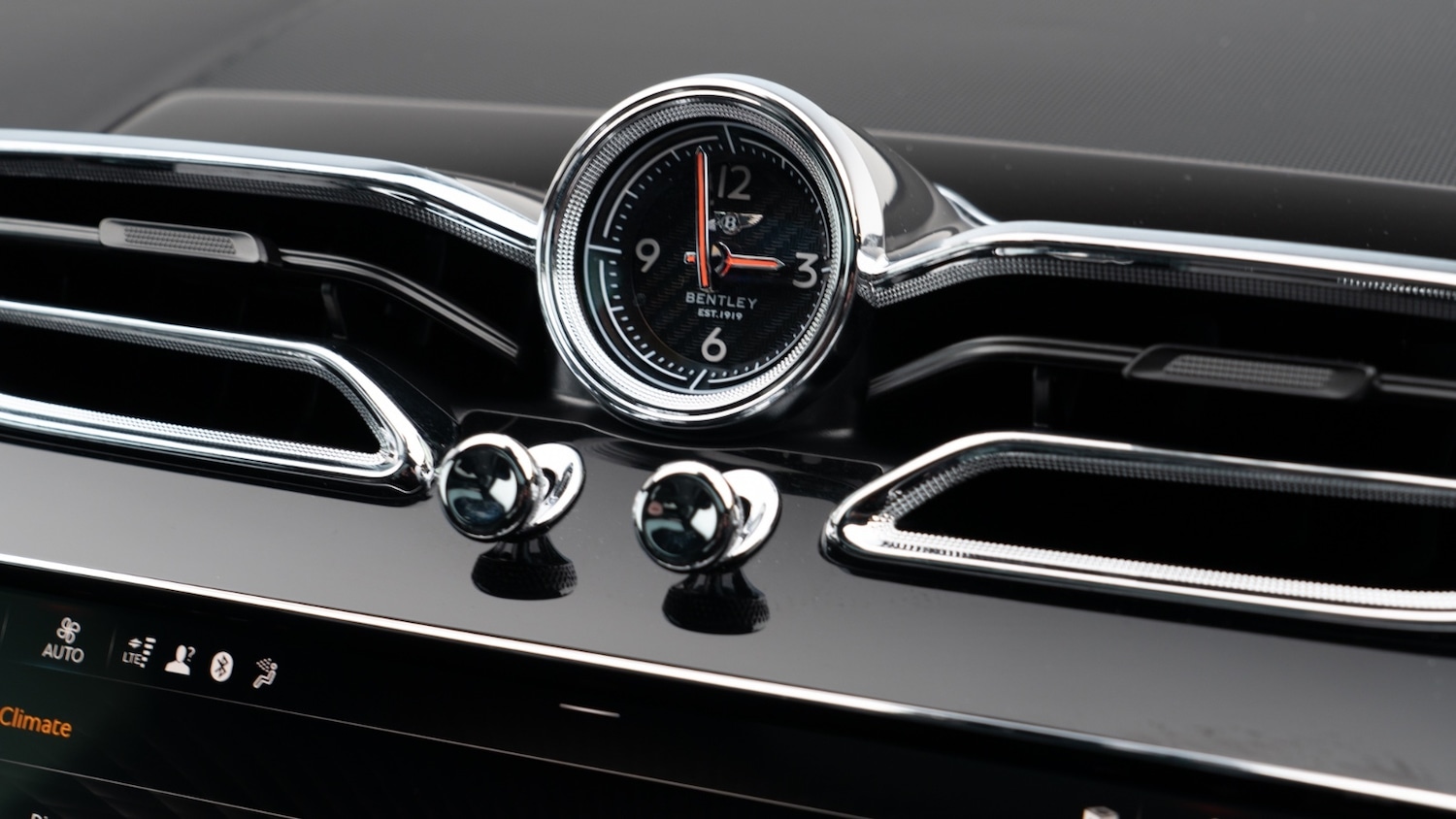 Used Bentley Bentayga 2020 for sale - 76556884: Photo 30