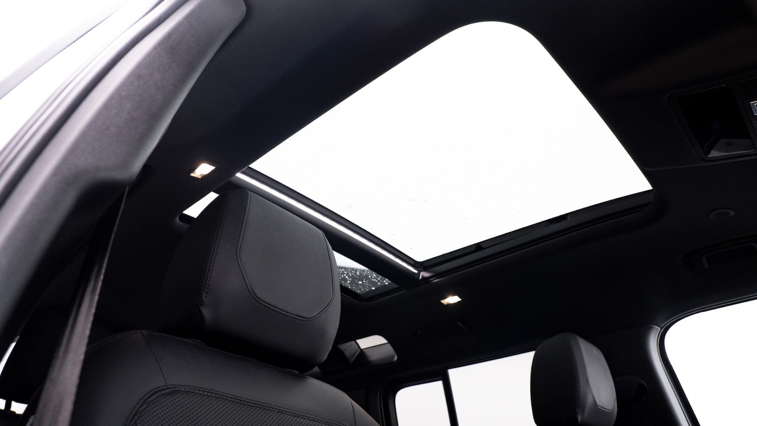 Used Land Rover Defender 2022 for sale - 77247948: Photo 25