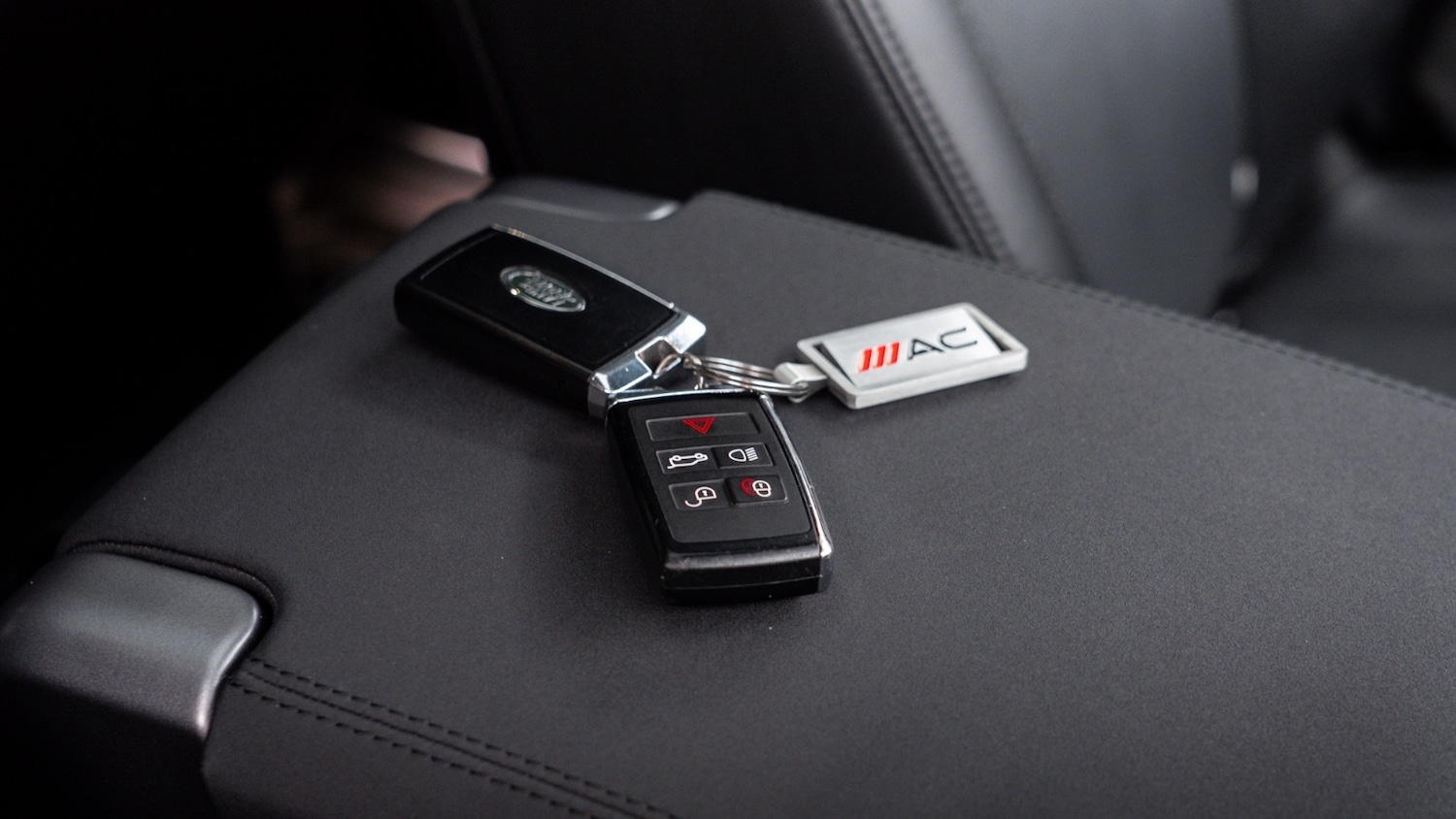 Used Land Rover Defender 2022 for sale - 77247948: Photo 32