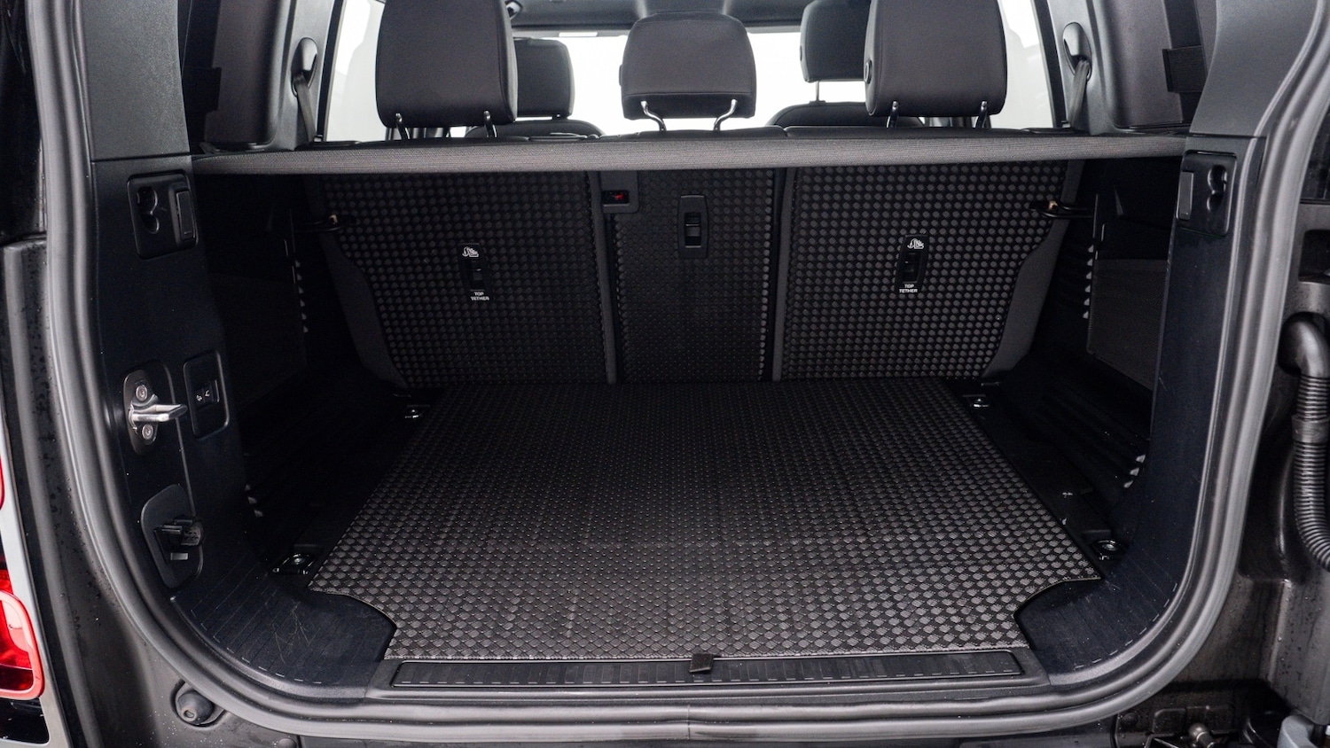 Used Land Rover Defender 2022 for sale - 77247948: Photo 48