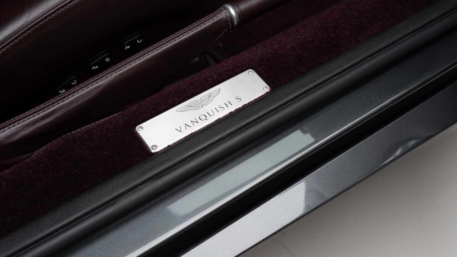 Used Aston Martin Vanquish 2007 for sale - 77971816: Photo 19