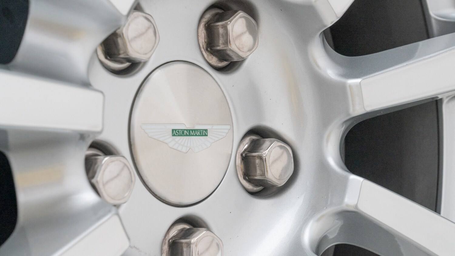 Used Aston Martin Vanquish 2007 for sale - 77971816: Photo 34
