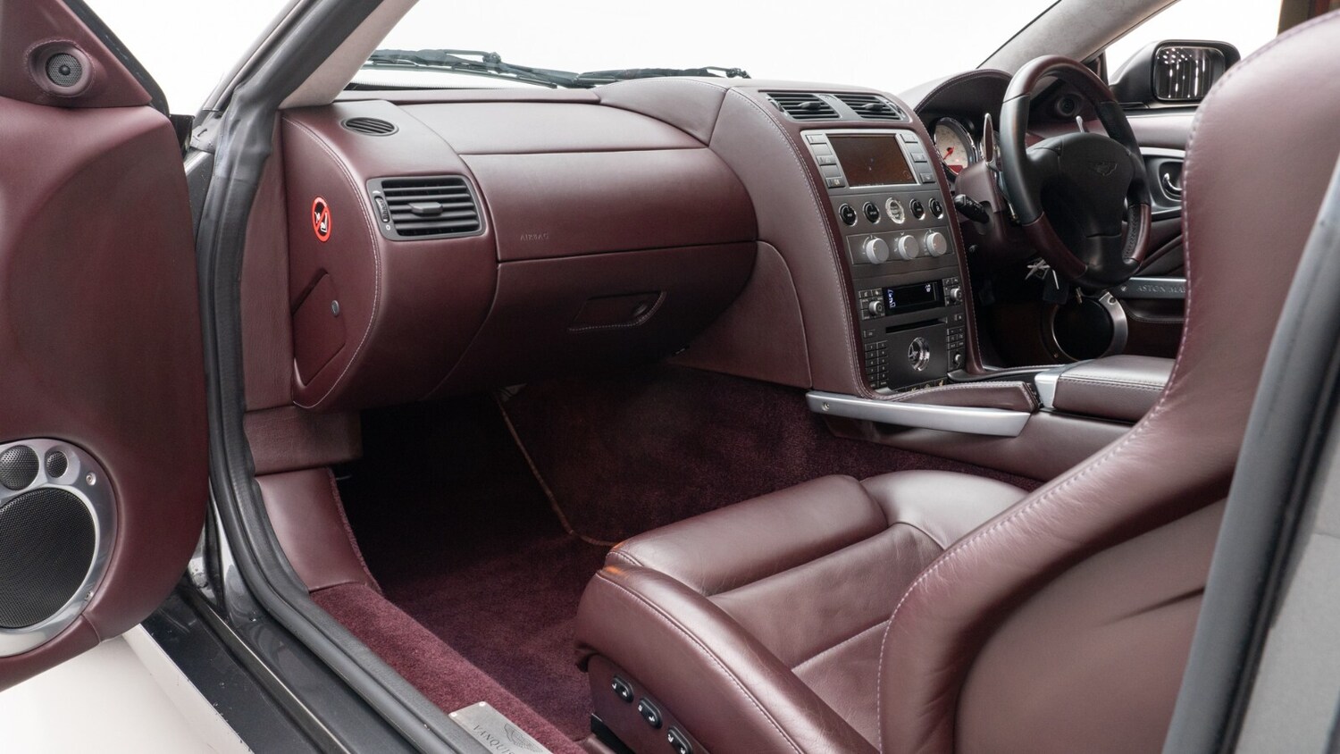 Used Aston Martin Vanquish 2007 for sale - 77971816: Photo 36