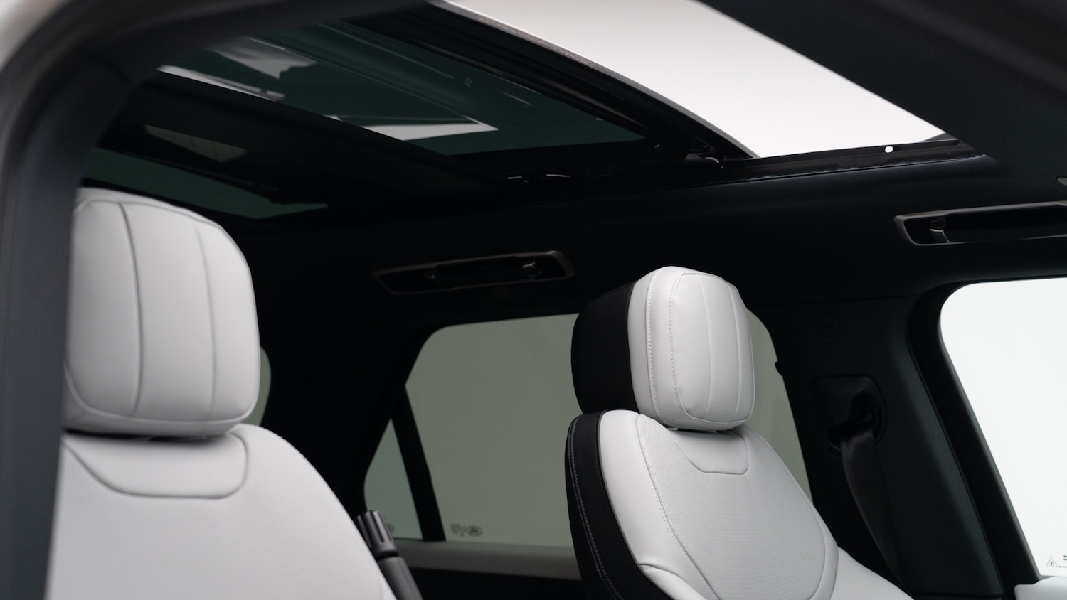 Used Land Rover Range Rover Sport 2025 for sale - 76434976: Photo 5