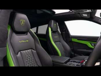 Used Lamborghini Urus 2023 for sale - 74053099: Photo