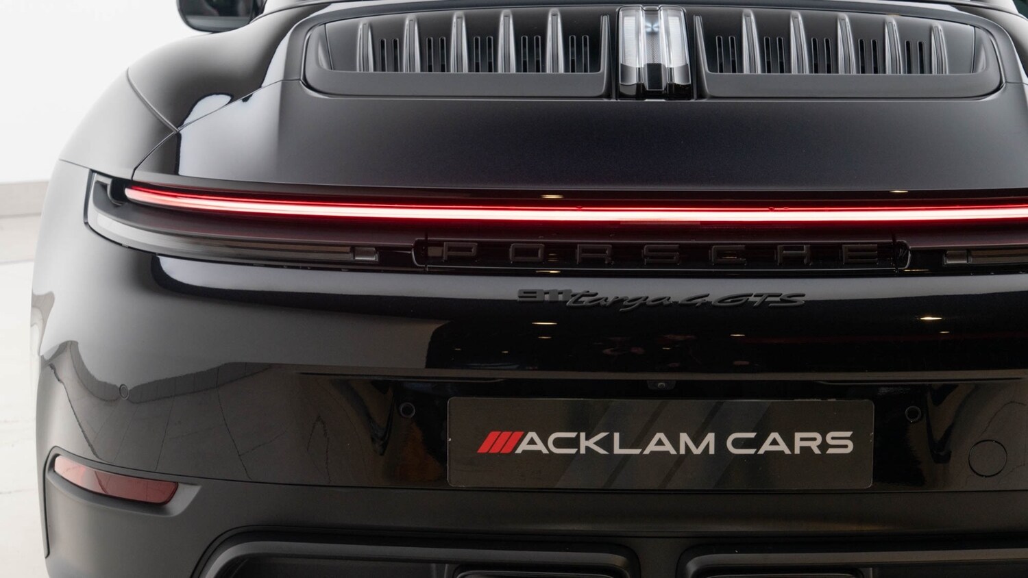 Used Porsche 911 2025 for sale - 76623471: Photo 16