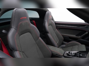 Used Porsche 911 2025 for sale - 76623471: Photo