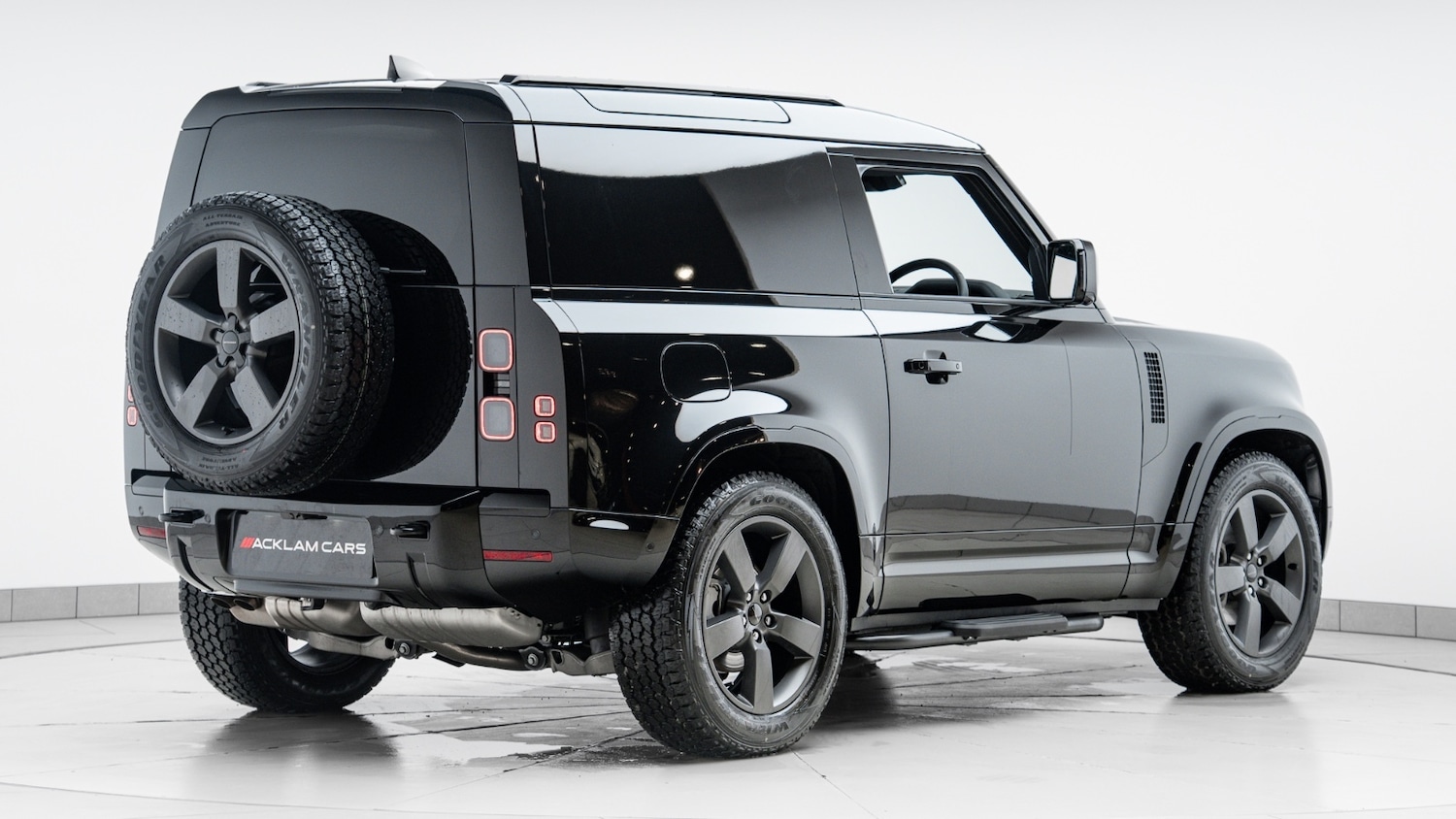 Used Land Rover Defender 2025 for sale - 77111315: Photo 13