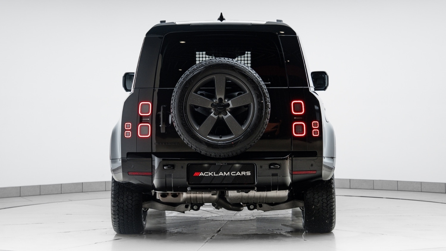 Used Land Rover Defender 2025 for sale - 77111315: Photo 14