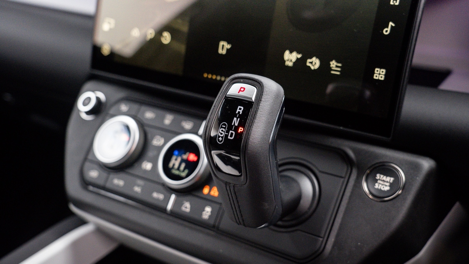 Used Land Rover Defender 2025 for sale - 77111315: Photo 28