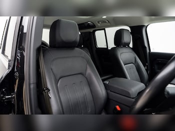 Used Land Rover Defender 2022 for sale - 77833539: Photo