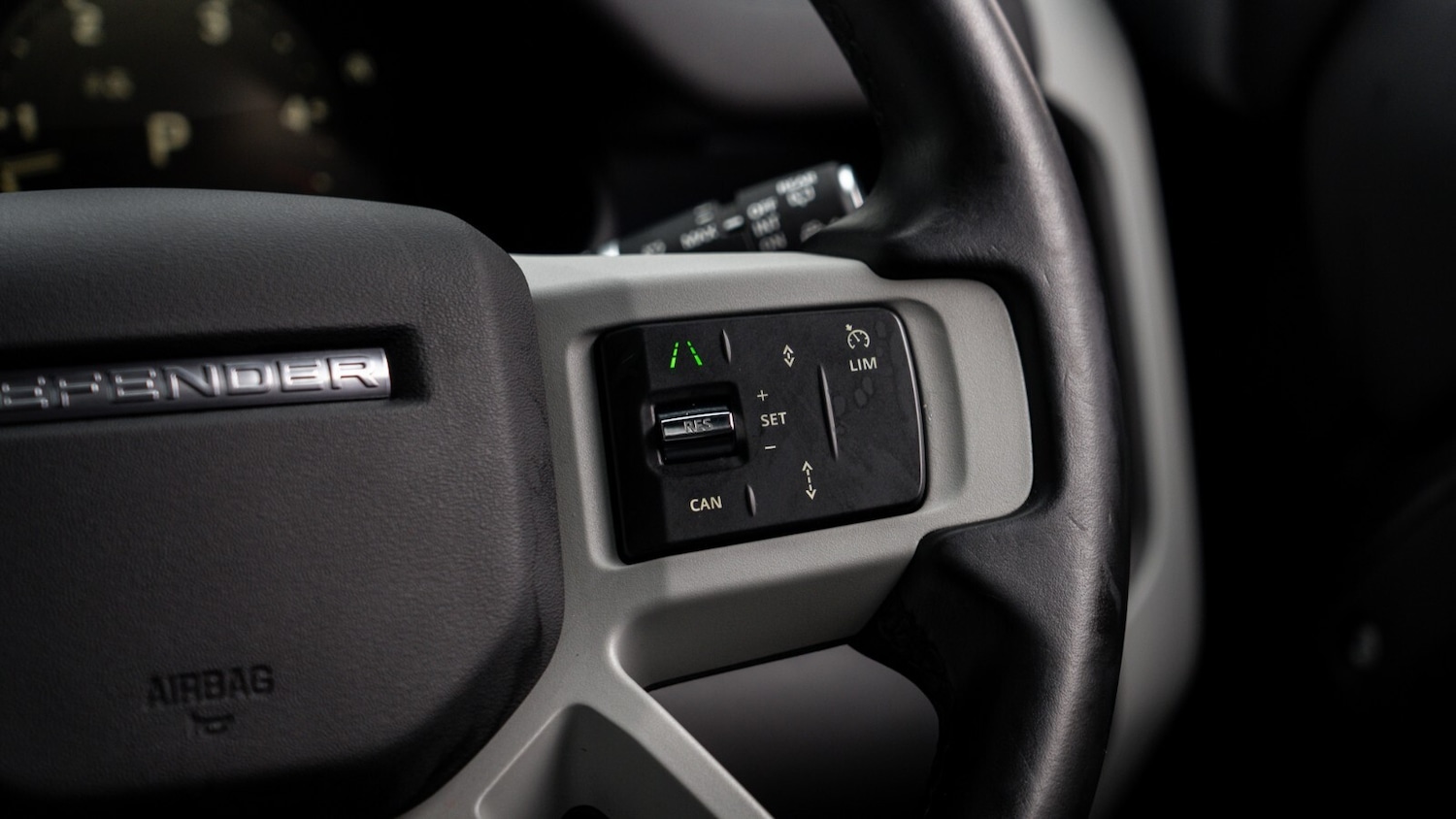 Used Land Rover Defender 2024 for sale - 78041946: Photo 13