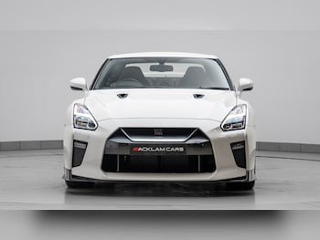 Used Nissan GT-R 2017 for sale - 78320567: Photo