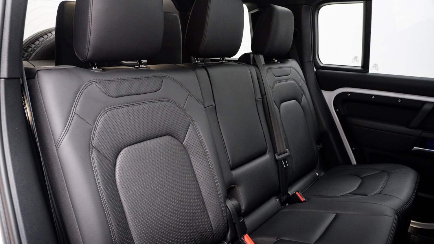 Used Land Rover Defender 2025 for sale - 77434873: Photo 11