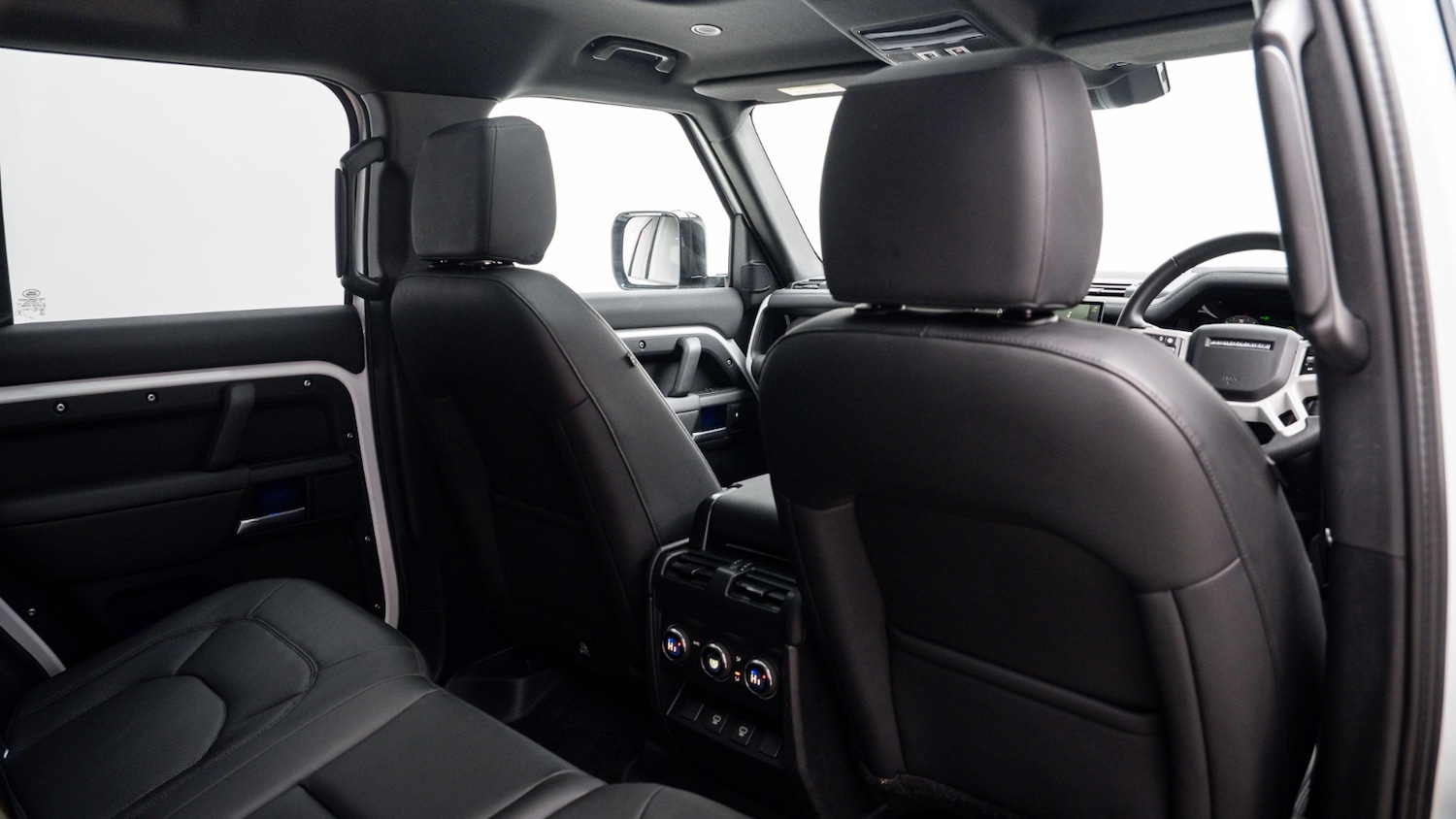 Used Land Rover Defender 2025 for sale - 77434873: Photo 12